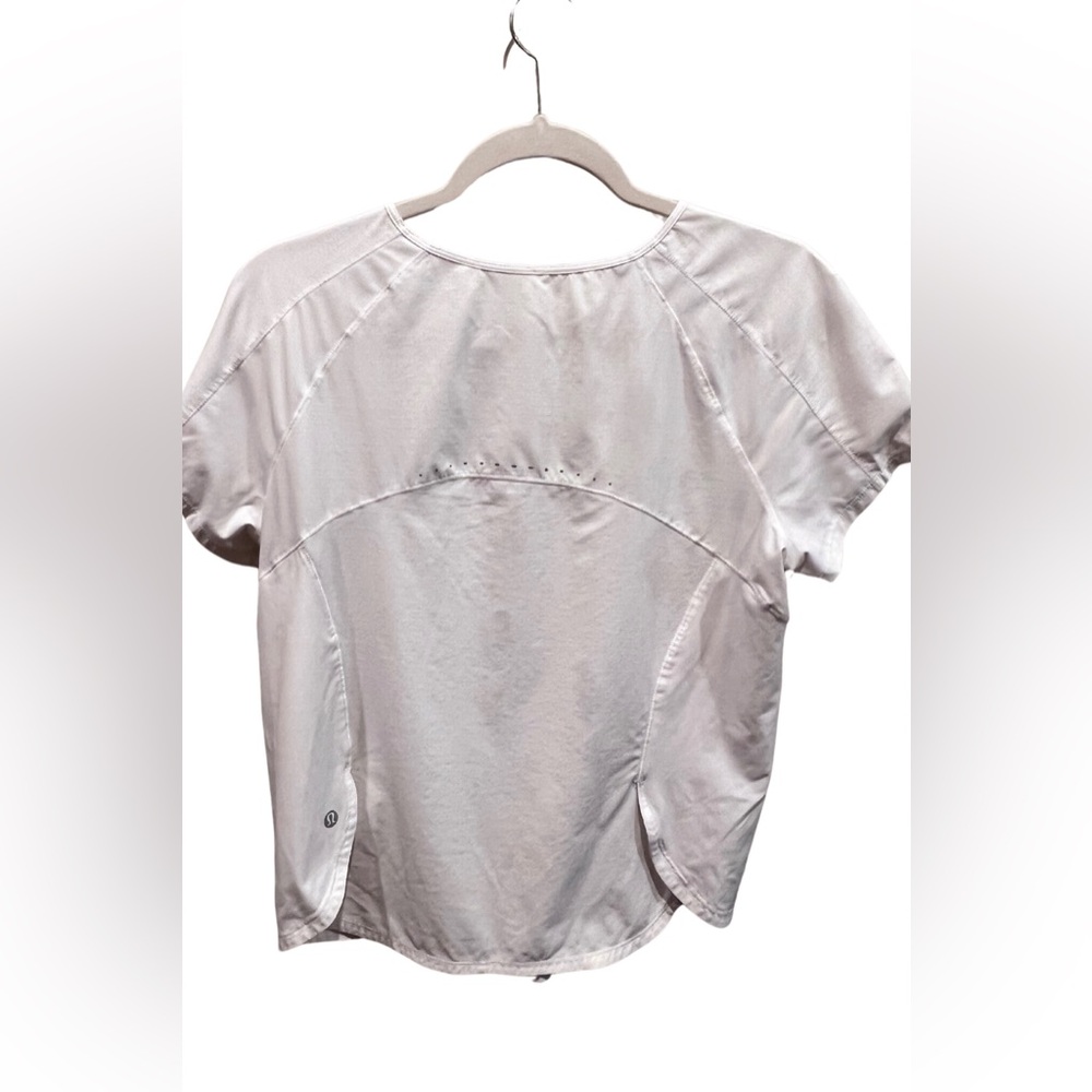 Lululemon white shirt- mixed fabric- size 8
